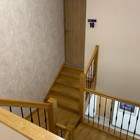 شقة Dobranocka كروتوشين