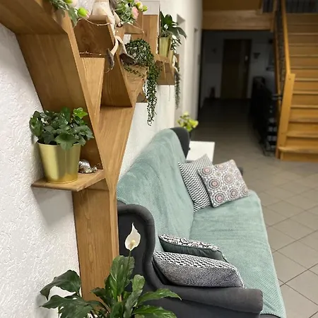 شقة Dobranocka كروتوشين